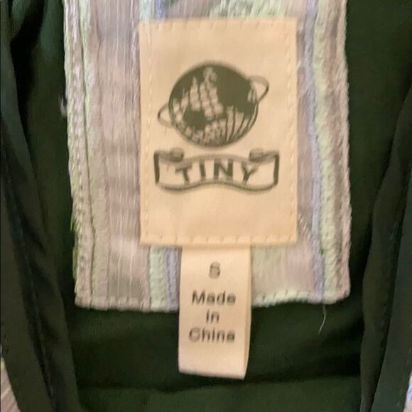 TINY embroidered tank  - Picture 4 of 6